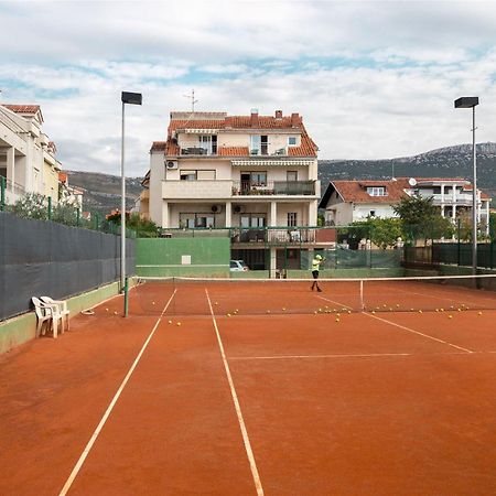 Apartments Ante Kastela Exterior photo